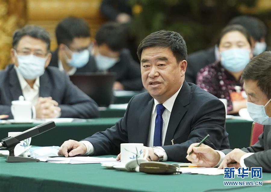 （新華全媒頭條·圖文互動）（6）從人民中汲取磅礴力量——習近平總書記同出席2020年全國兩會人大代表、政協委員共商國是紀實