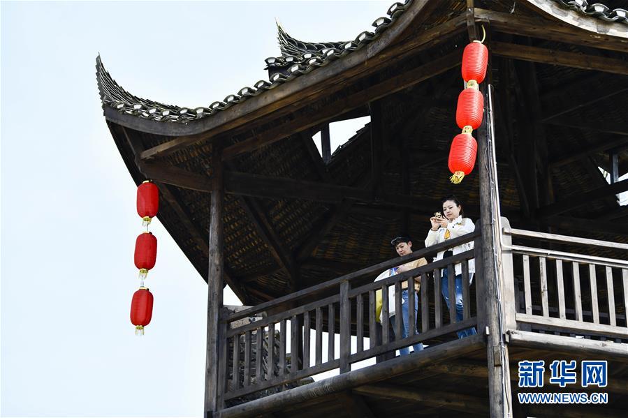 （新華全媒頭條·圖文互動）（20）從人民中汲取磅礴力量——習近平總書記同出席2020年全國兩會人大代表、政協委員共商國是紀實