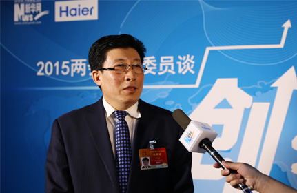 “面對這種新型的、農業轉型的項目，政府各級部門也都在研究怎么落實，還有很多細節上的問題。”