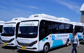20輛比亞迪純電動巴士在韓國濟(jì)州島交付使用